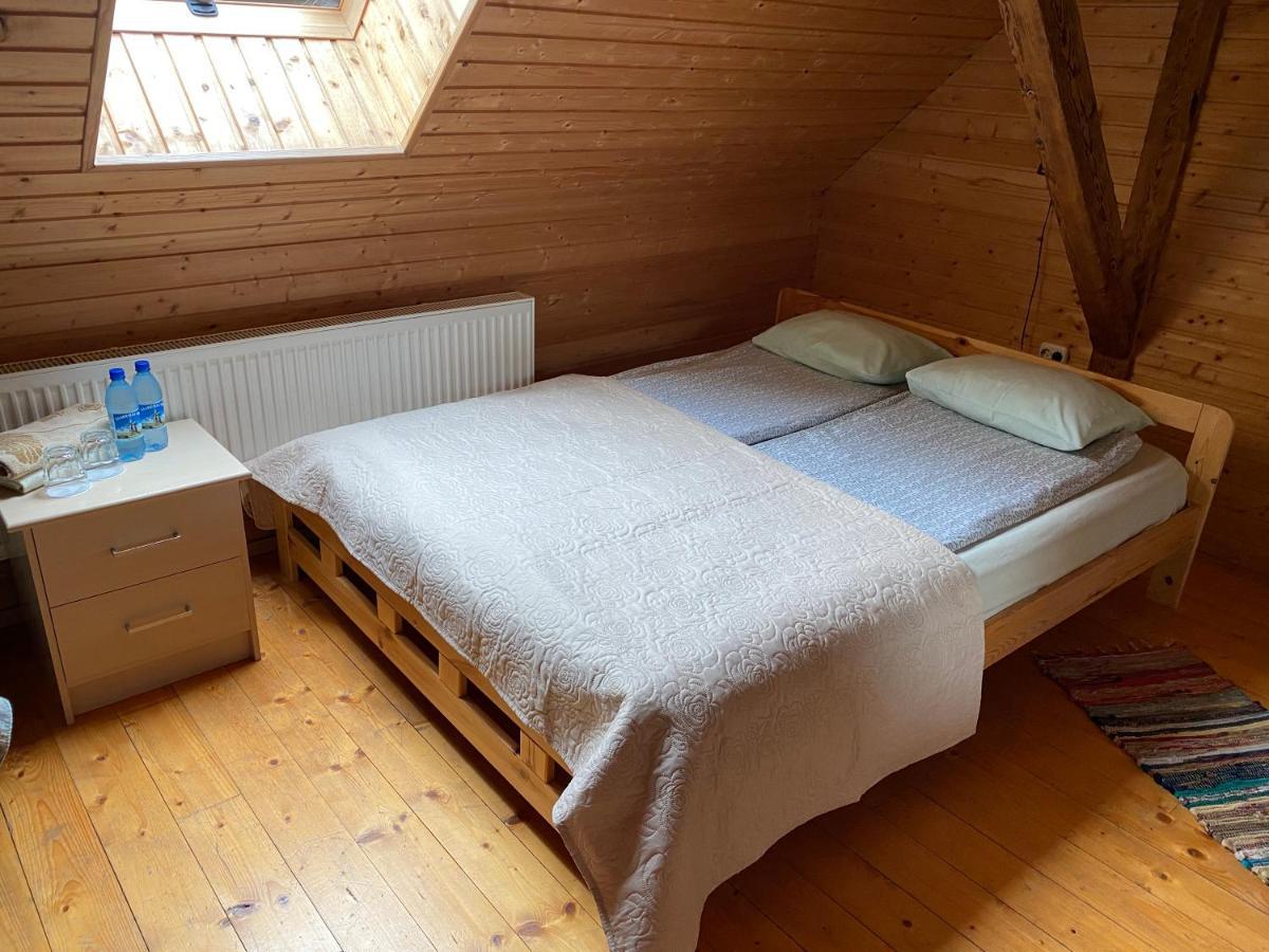 Kivimaee Turismitalu Vandrehjem Taagepera Eksteriør billede